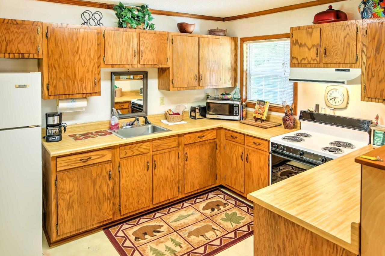 Lakefront Mountain Rest Cottage With Gas Fireplace! Walhalla Esterno foto